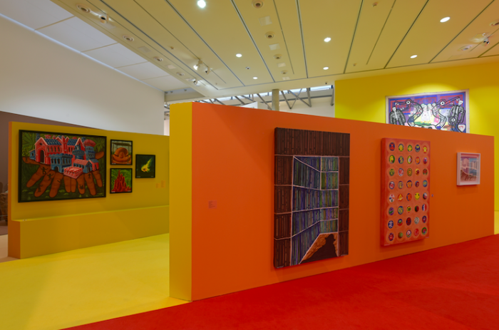 Vue de l'exposition "L'oeuvre au monde" à la Piscine de Roubaix 